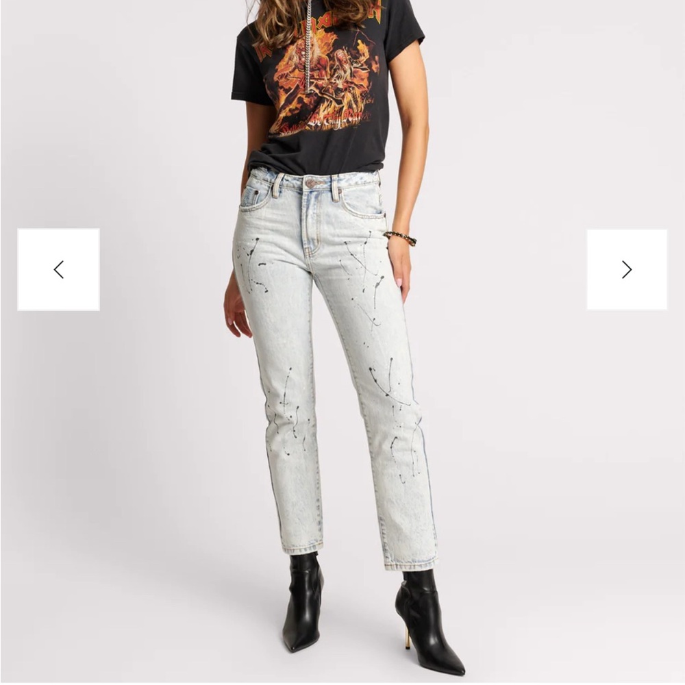 One Teaspoon Awesome Baggies Light Wash Jeans